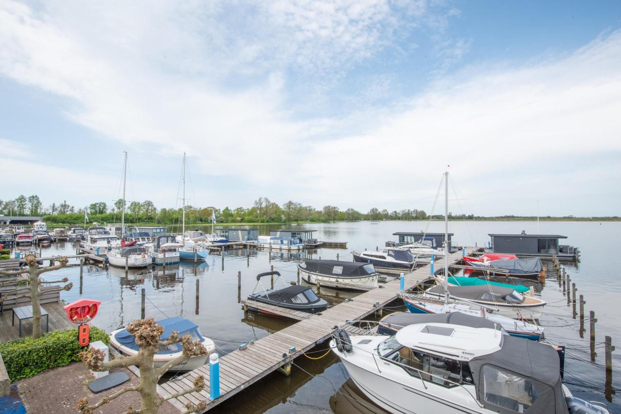 Meerzicht 24 - Luxury Family Accommodation With Beautiful Lake Side View Uitgeest Exteriér fotografie